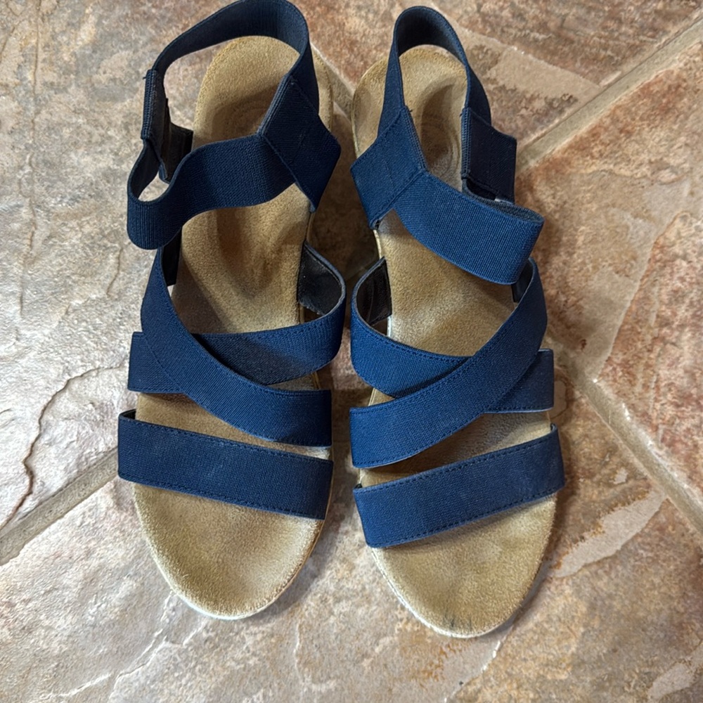 Super comfy wedges!!!